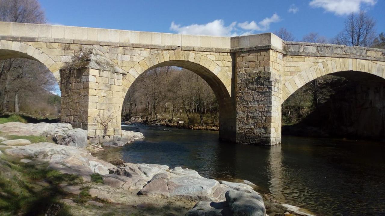 Casa Rural Del Chopo La Aliseda de Tormes Luaran gambar