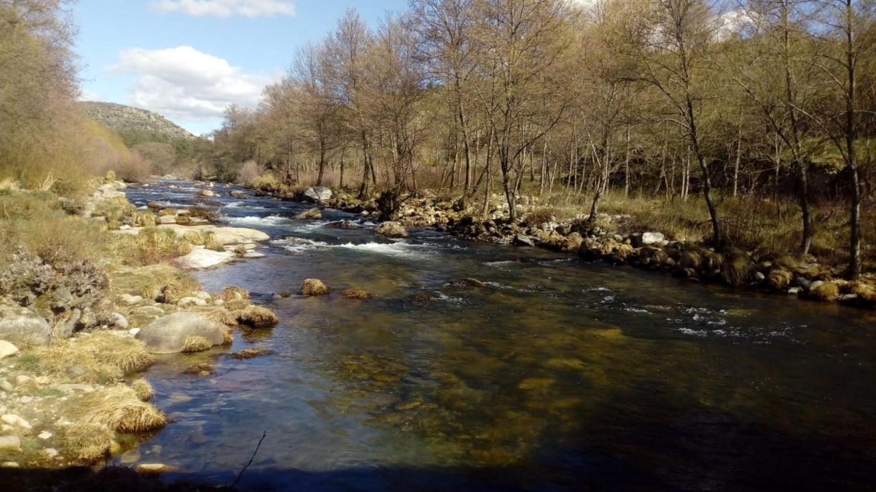 Casa Rural Del Chopo La Aliseda de Tormes Luaran gambar
