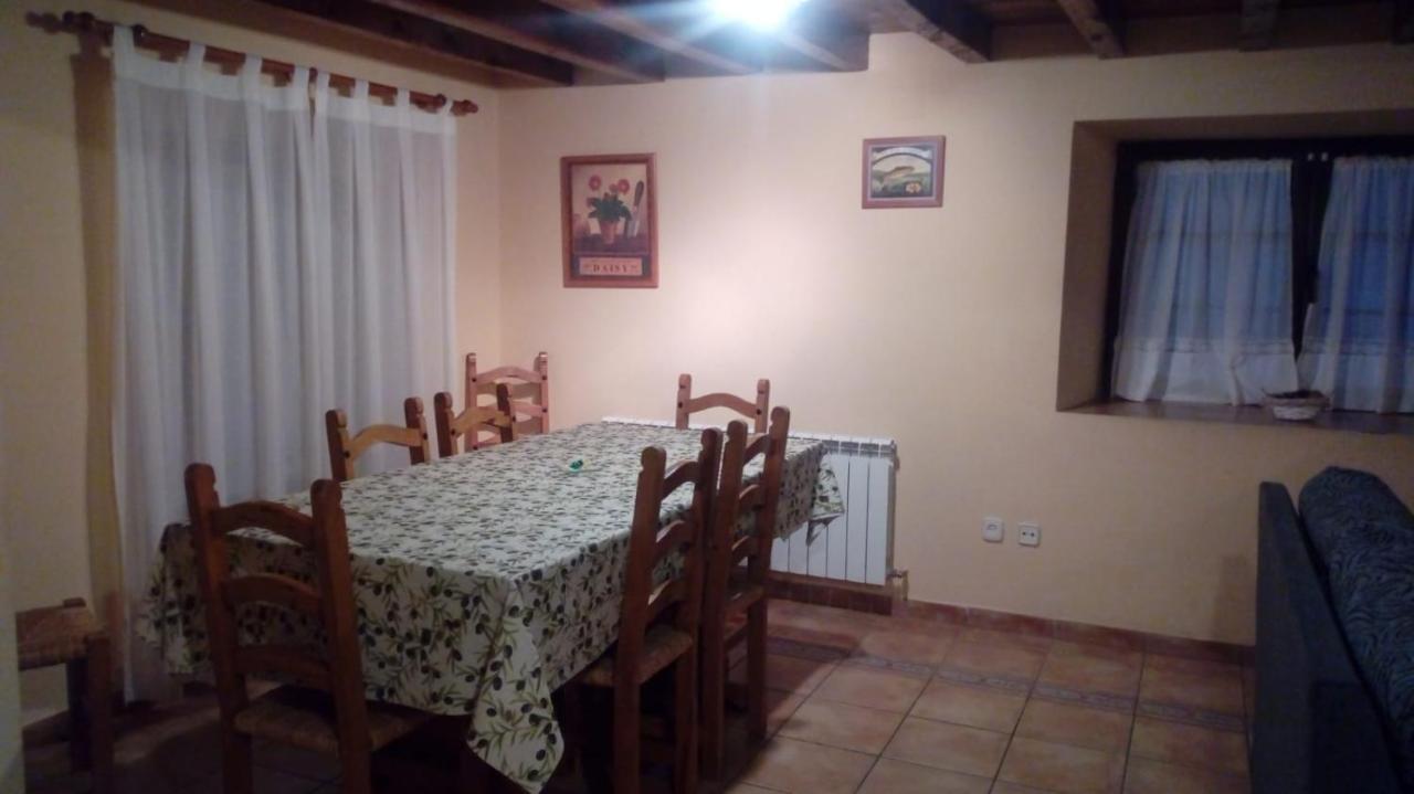 Casa Rural Del Chopo La Aliseda de Tormes Luaran gambar