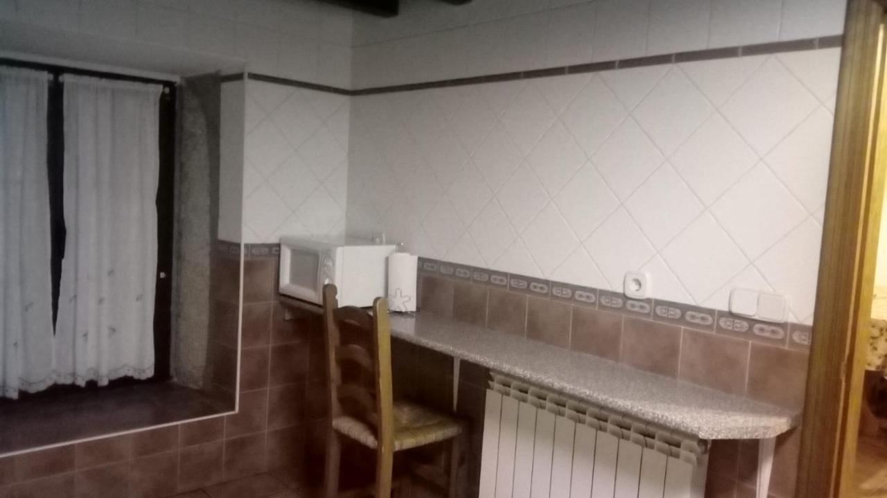 Casa Rural Del Chopo La Aliseda de Tormes Luaran gambar